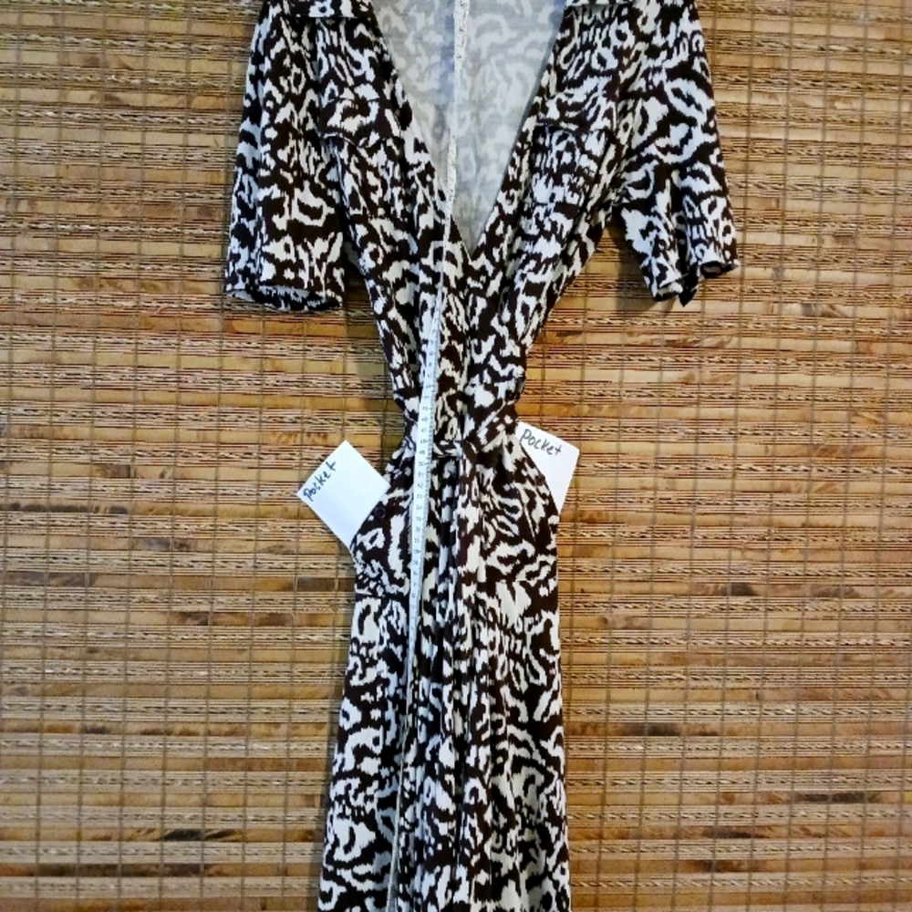 DVF wrap dress with pockets!